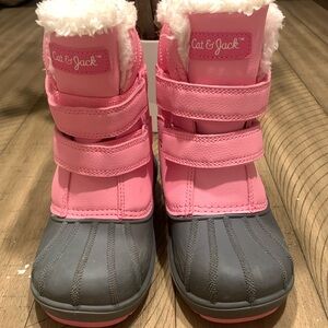 Girls snow boots